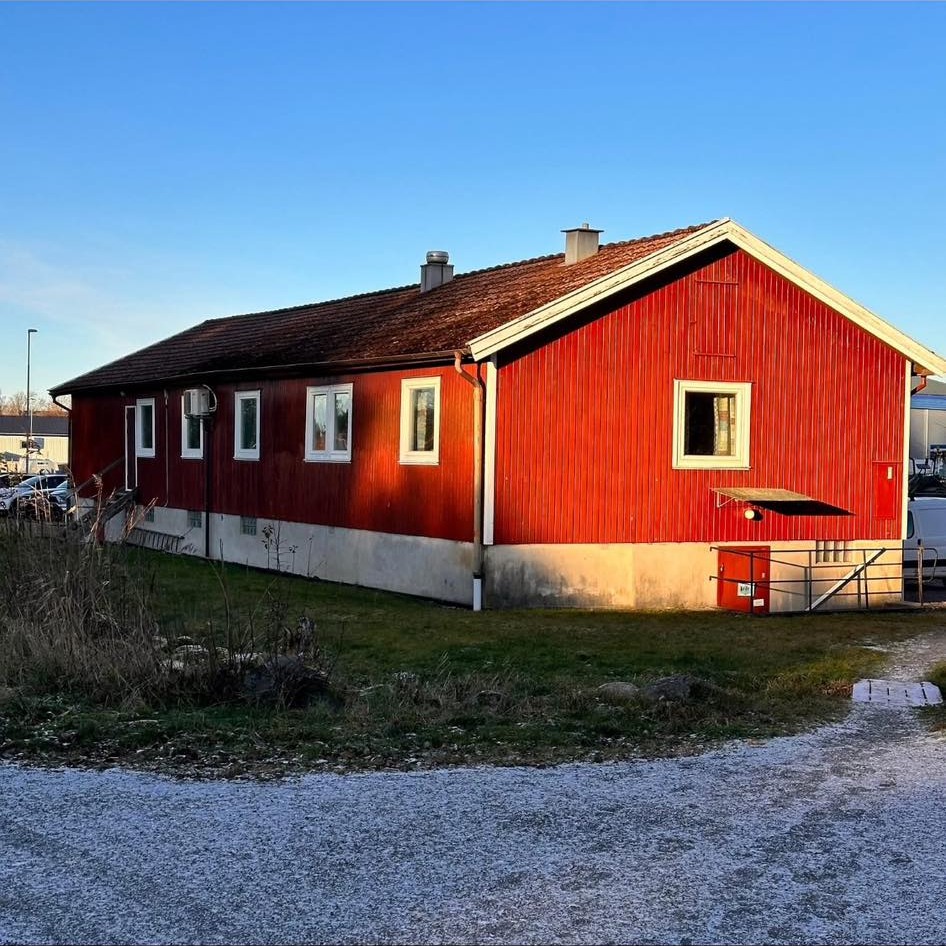 Röd hemvärnsgård i Kode